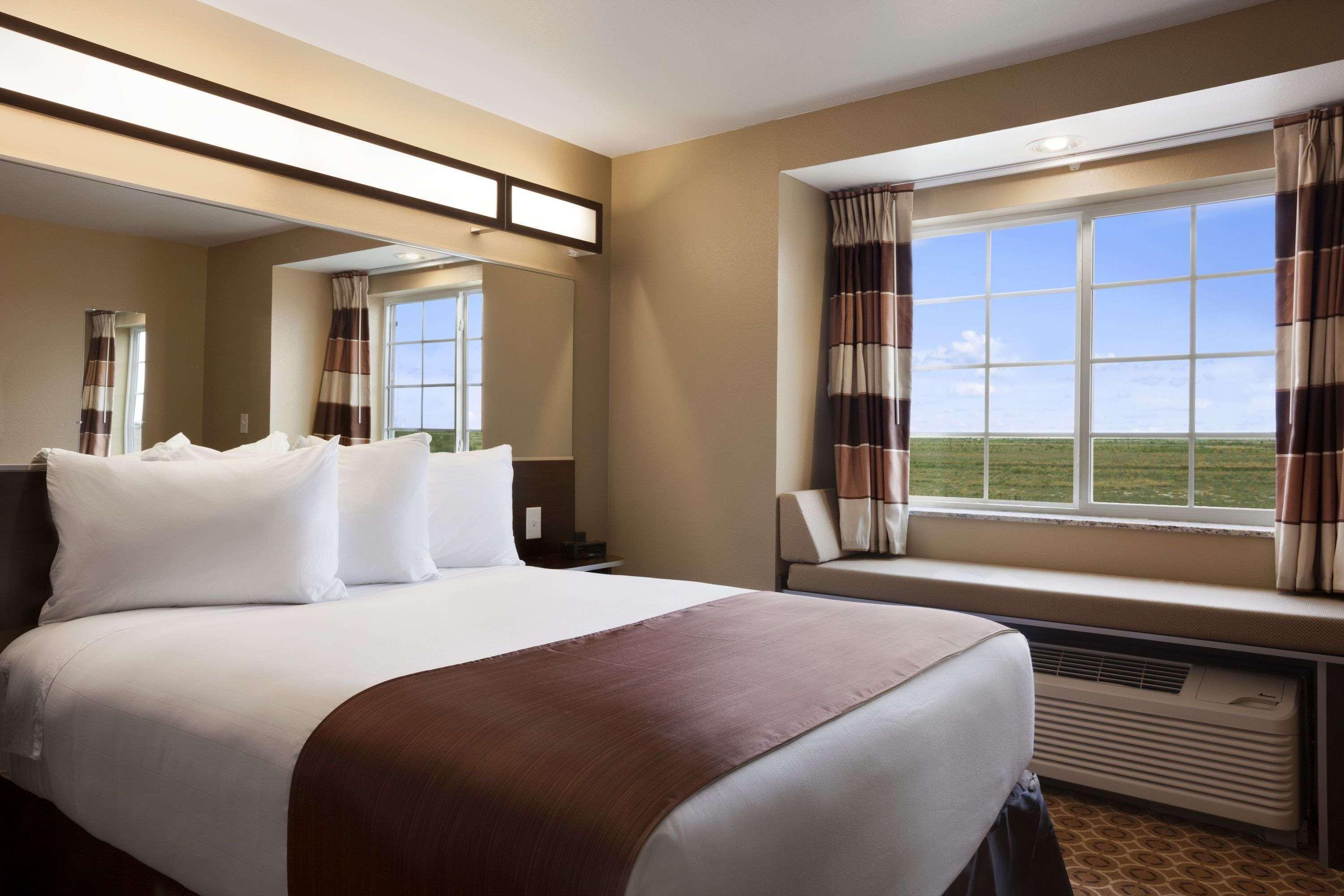 Microtel Inn And Suites Pecos Buitenkant foto