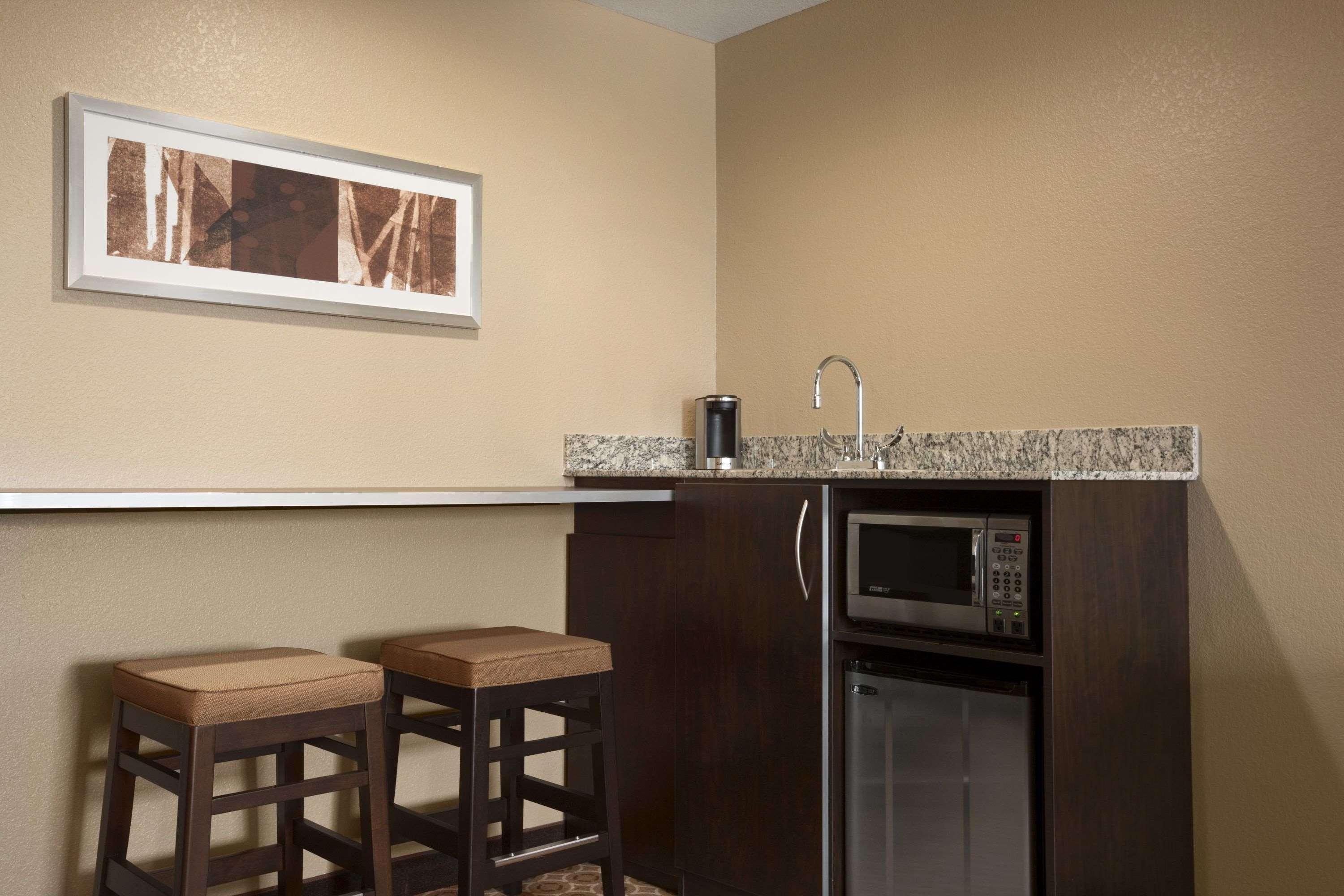Microtel Inn And Suites Pecos Buitenkant foto