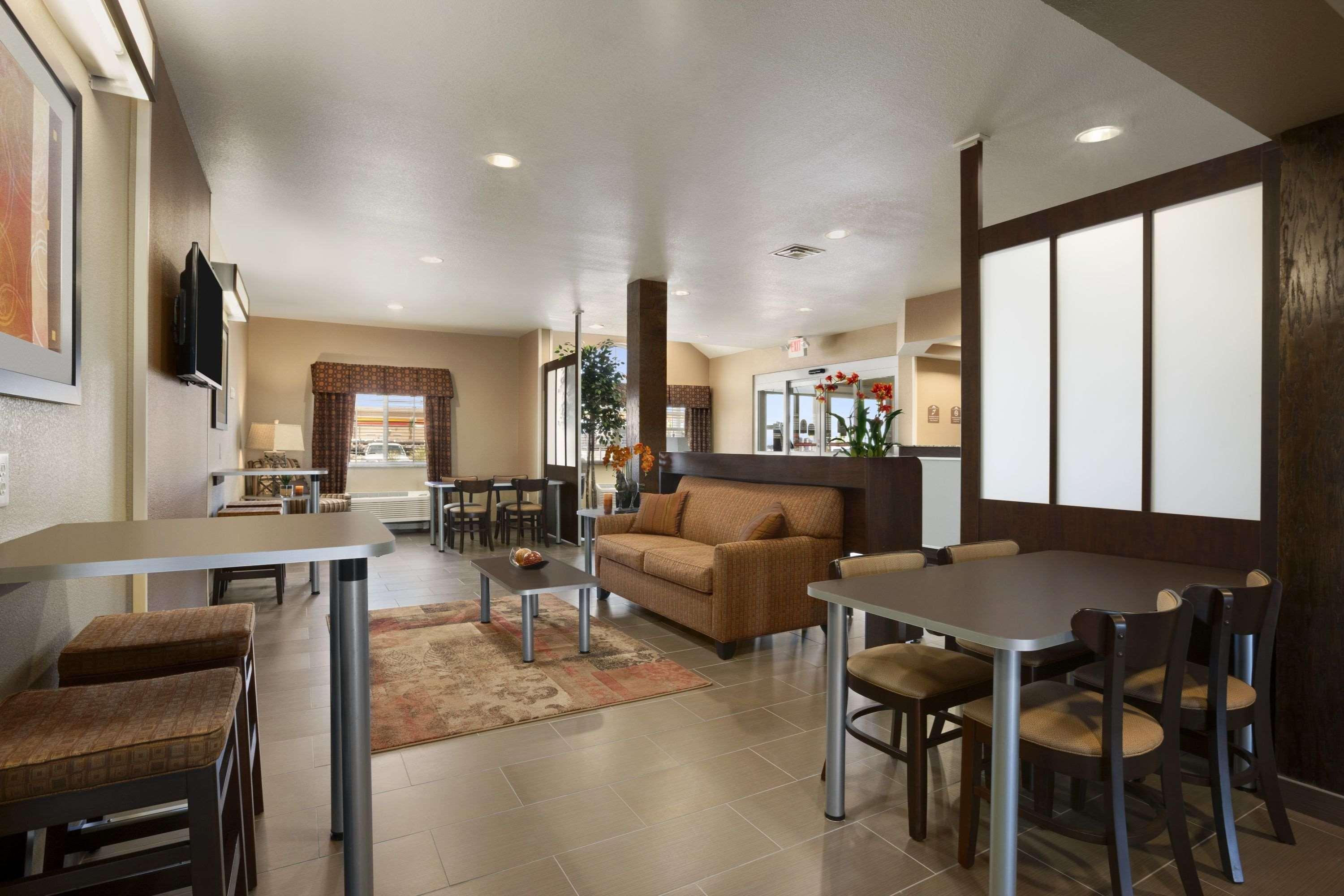 Microtel Inn And Suites Pecos Buitenkant foto